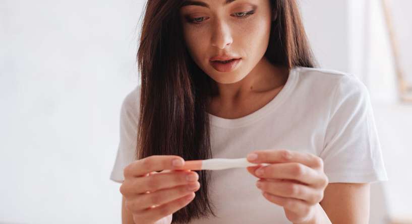 هل يمكن ان لا يظهر الحمل الا بعد شهرين وما السبب؟