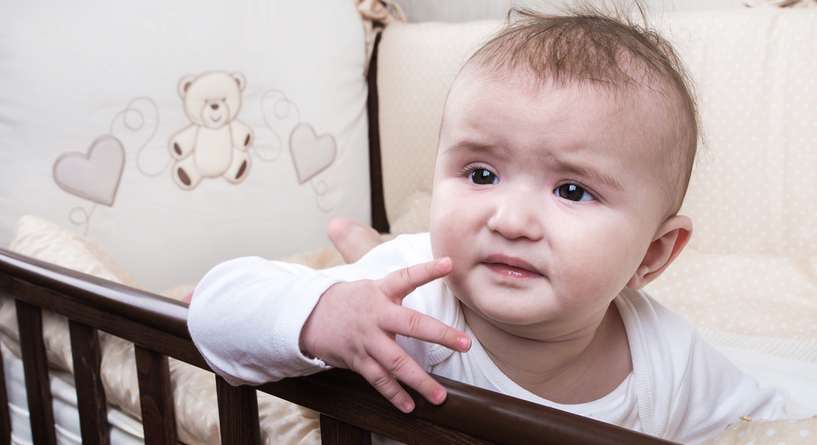 لماذا طفلي لا ينام