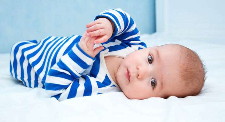 معلومات عن طعام الطفل في الشهر الرابع