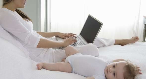 أكثر الأسئلة طرحاً من قبل الأمهات الحديثات على Google