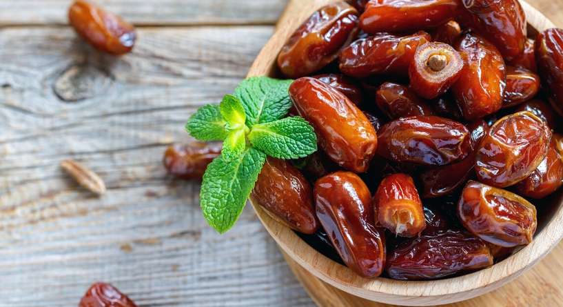 الحكمة من أكل التمر بالمفرد