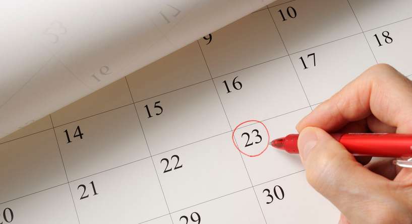 أسباب تأخر الدورة الشهرية وعلاجها