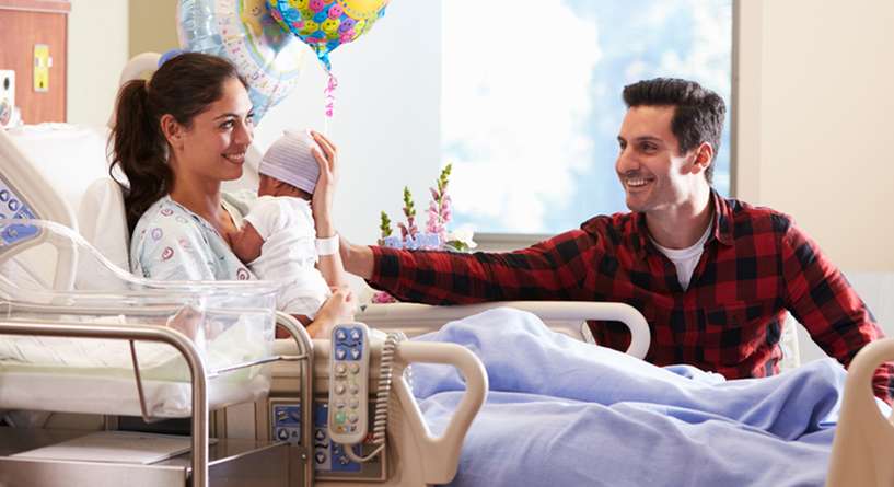 أشياء على الاهل القيام بها مباشرة بعد استقبال المولود الجديد