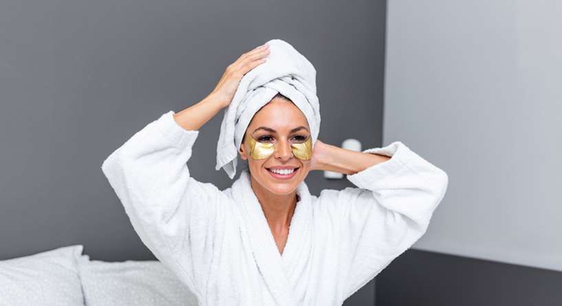 3 ماسكات عيون طبيعية تخلصك من آثار التعب والإجهاد
