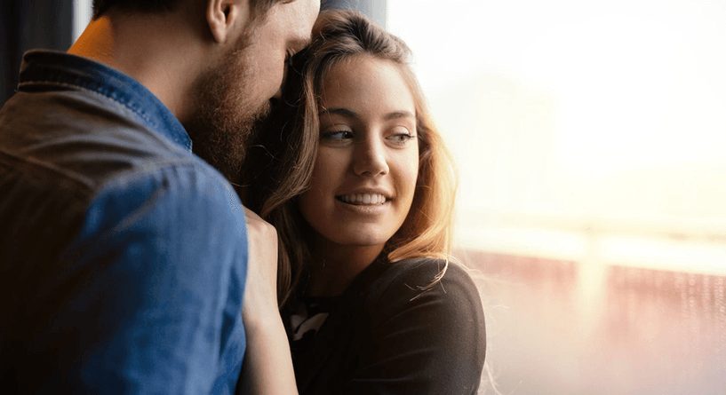 دراسة تبين ان الرجل يحب قبل المرأة بستة اسابيع