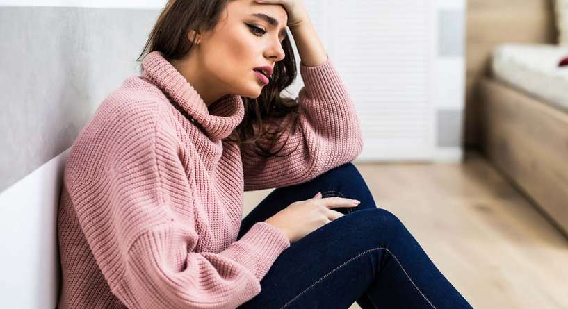 اسباب تعرق القدمين وطرق العلاج