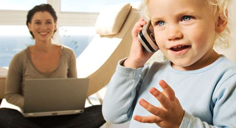 5 حيل سهلة تعلّم طفلكِ الكلام المترابط!