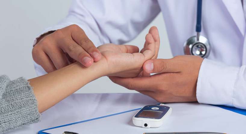 تعرفي الى أعراض ارتفاع الضغط عند الزعل وعلاجه!