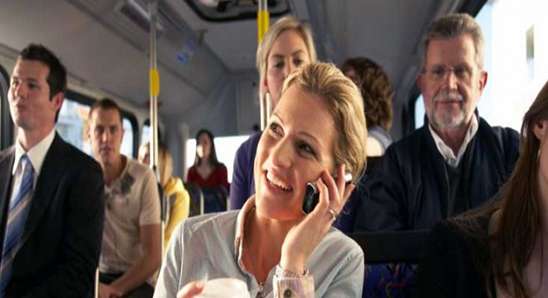 اتيكيت الكلام عبر الجوال | اسس استخدام الموبايل