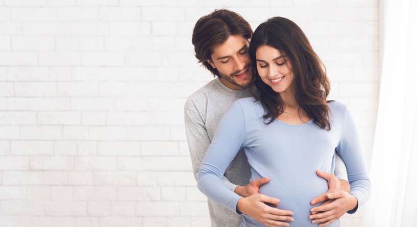كيف تخبرين زوجك أنّك بحاجة إلى المزيد من الدعم أثناء الحمل