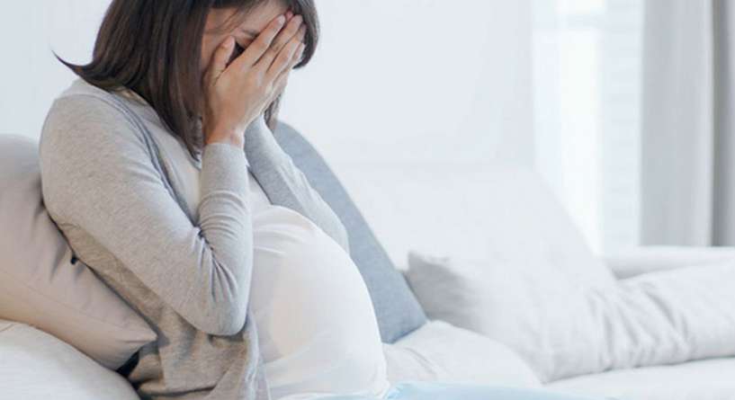هل الافرازات البنية من علامات الاجهاض وما اسباب نزولها؟