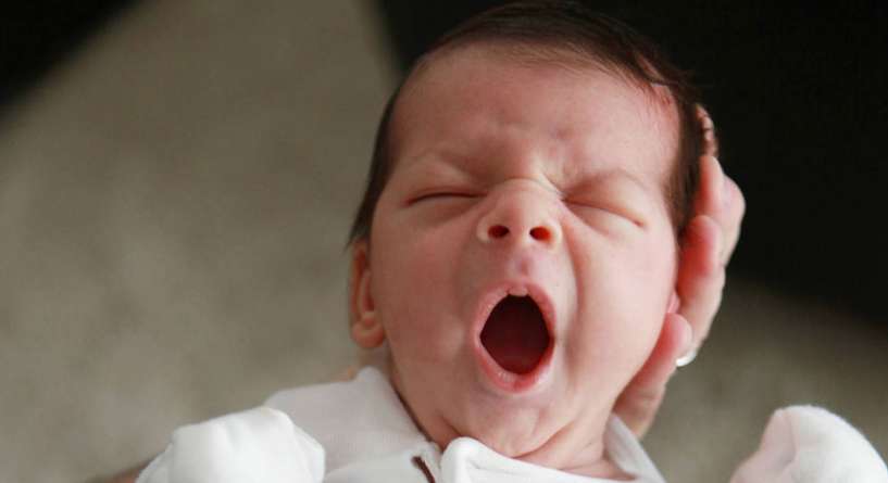 مسببات في المنزل تمنع نوم الرضيع