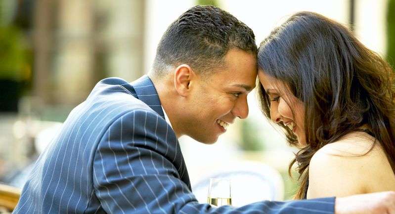 كيف تجعلين زوجك يحبك أكثر؟