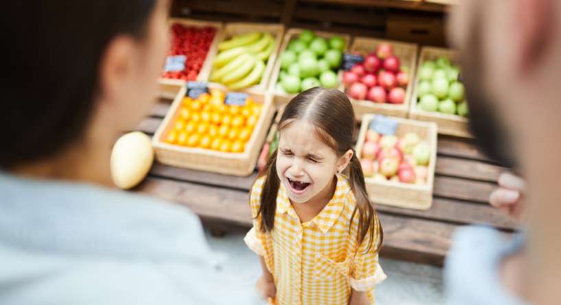 طرق التعامل مع الطفل الزنان كثير البكاء