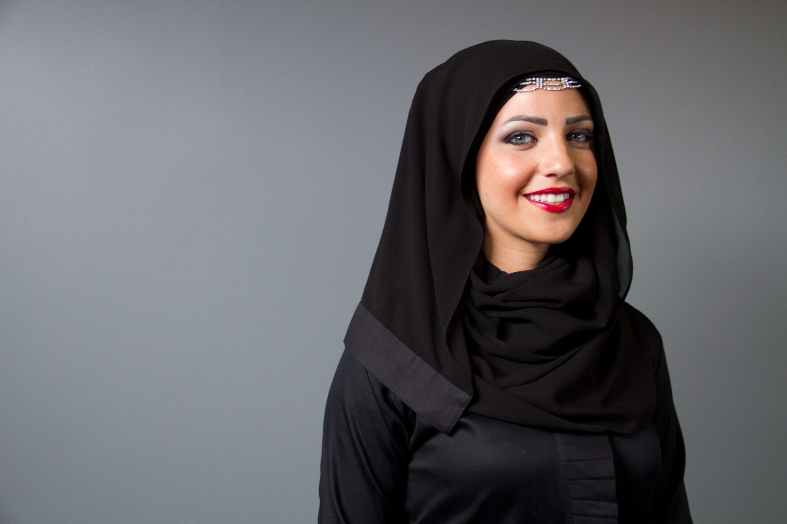 موديلات حجاب تليق مع عباءة رمضان