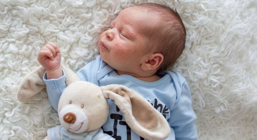 معلومات عن اكزيما الرضع والفازلين
