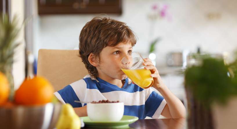 خطوات أساسية لعدم تخطّي الطفل وجبة الفطور
