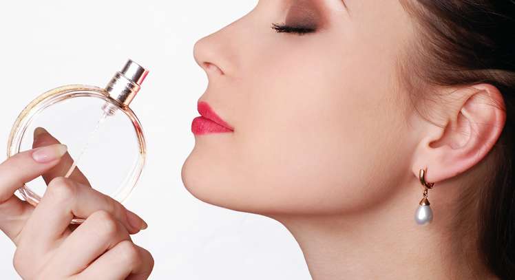 نصائح لجعل العطر يدوم طويلاً