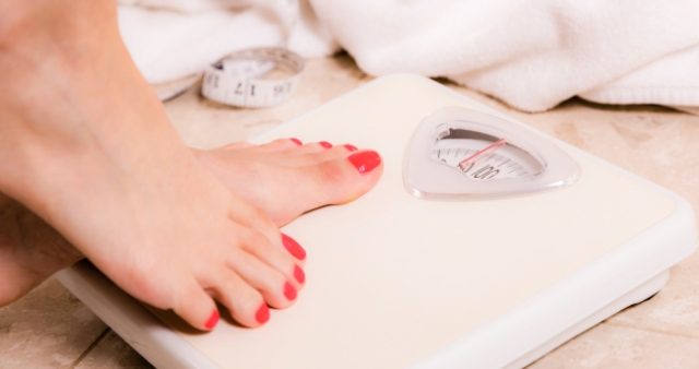 اسباب زيادة الوزن بعد الولادة