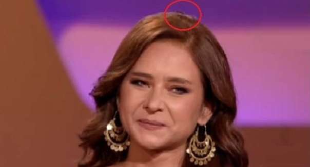 بالفيديو: لحظات محرجة للنجمات العربيات على الهواء