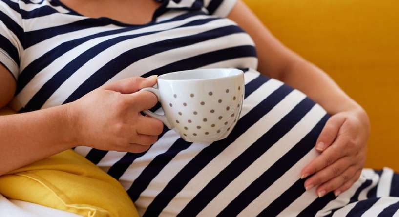علاج زيادة الماء في راس الجنين