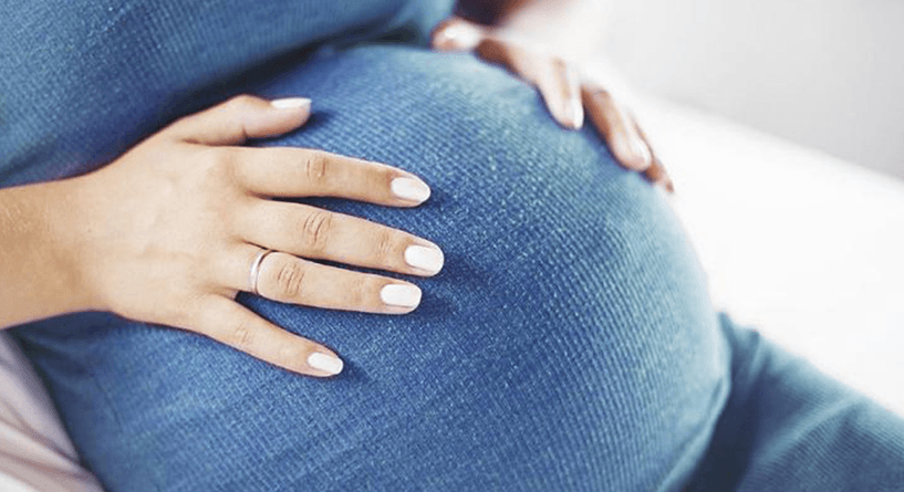 علاج تشققات الحمل طبيعيا