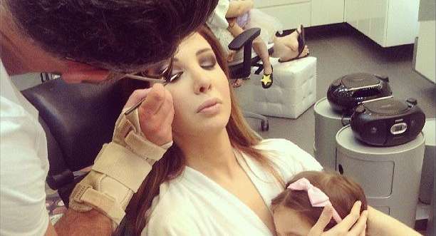 نانسي عجرم الأم في "عرب آيدول" بالصورة