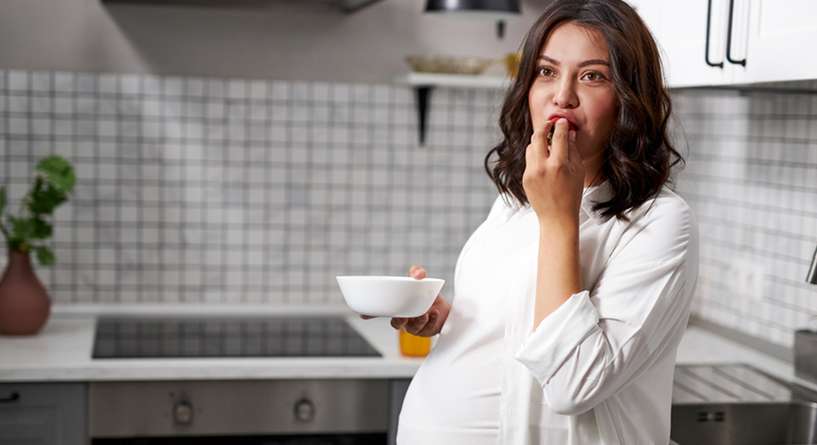 5 اكلات تناوليها أثناء الحمل لنمو الجنين بالشكل السليم
