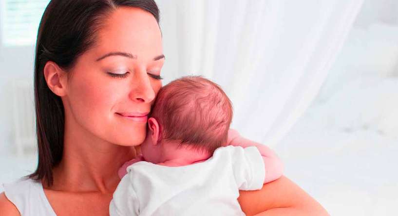 السن الذي تنجب في المرأة طفل ذكي