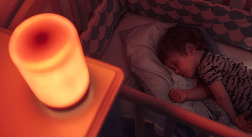 إبتكار جهاز مراقبة ذكي يساعد الطفل على النوم