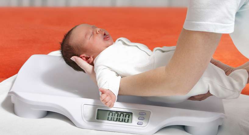 وزن الرضيع الطبيعي