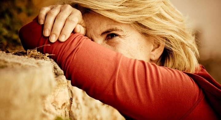 سن اليأس عند المرأة | انقطاع الطمث،الهبات الساخنة،علاج الهبات الساخنة