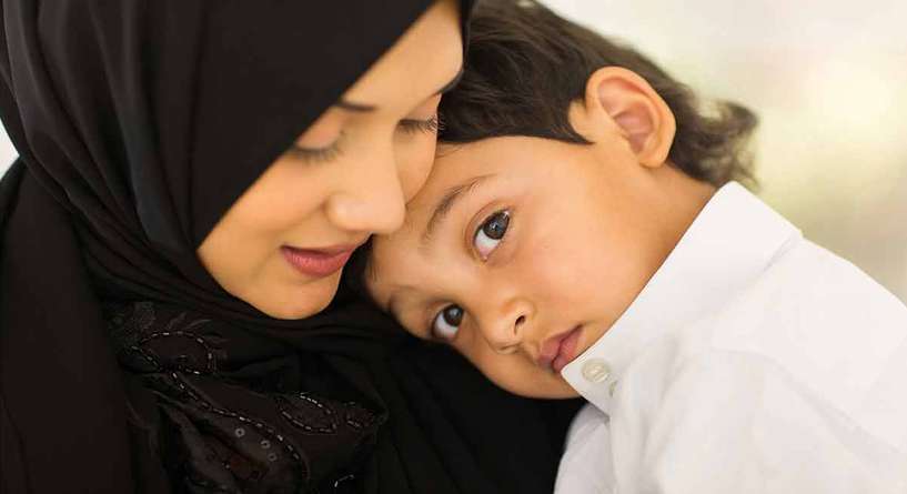 عبارات تقولها الام السعودية لاطفالها