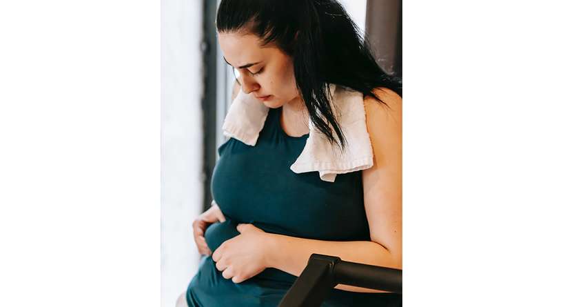 متى يزول انتفاخ البطن بعد الولادة القيصرية 