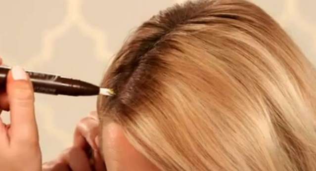 طرق إخفاء الشعر الأبيض طبيعياً من دون صبغة