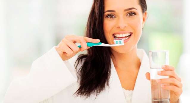 نصائح العناية بصحة الفم والاسنان خلال الحمل