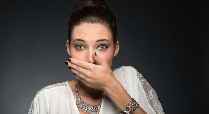 طرق علاج رائحة الفم الكريهه للابد