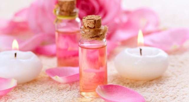 اغرب استعمالات ماء الورد