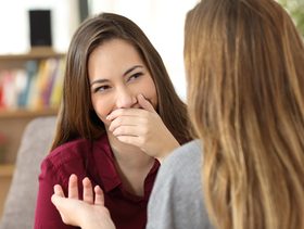 أسباب غير متوقعة لرائحة الفم الكريهة