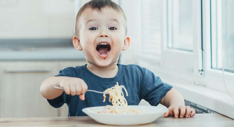 اطعمة لا يجوز للطفل تناولها في اليوم التالي