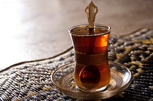 7 اسباب لعدم شرب الشاي بكثرة