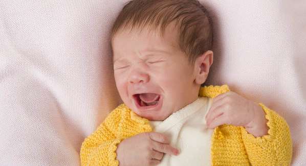 طرق علاج الكحه والبلغم عند الاطفال الرضع