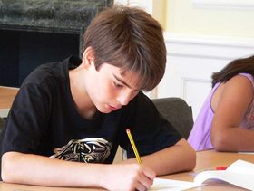 جربي هذه الحيلة ولن تري طفلك الا متفوقًا في امتحاناته!