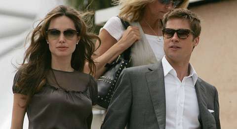 براد بيت وانجلينا جولي الى القفص الذهبي؟