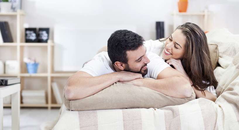 كلام الزوج اثناء الجماع على ماذا يدل