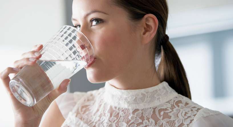 كيف يؤثّر عدم شرب المياه على الجسم؟