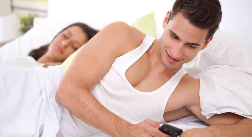 علامات تدل على ان الزوج يمارس الجماع مع امرأة اخرى