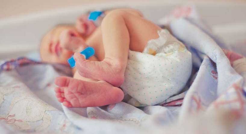 اسباب نزول دم من المهبل عند الاطفال الرضع