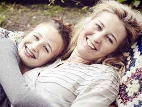 كيفية التعامل مع المراهقات