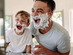 للآباء: هكذا تحضرون اولادكم ليكونوا ازواجا مثاليين في المستقبل!